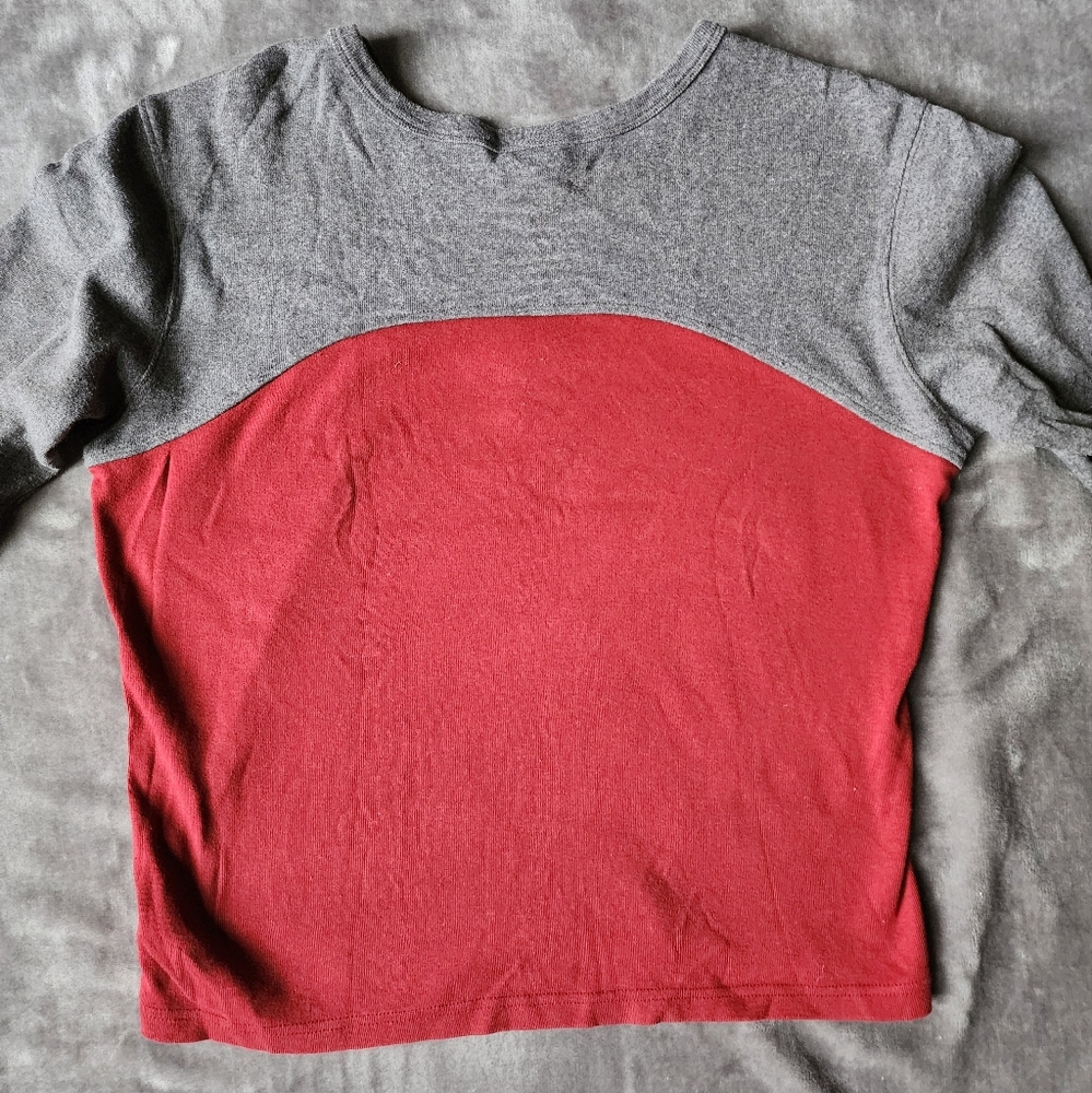 π Vintage Mickey Mouse Top - Picture 2 of 5